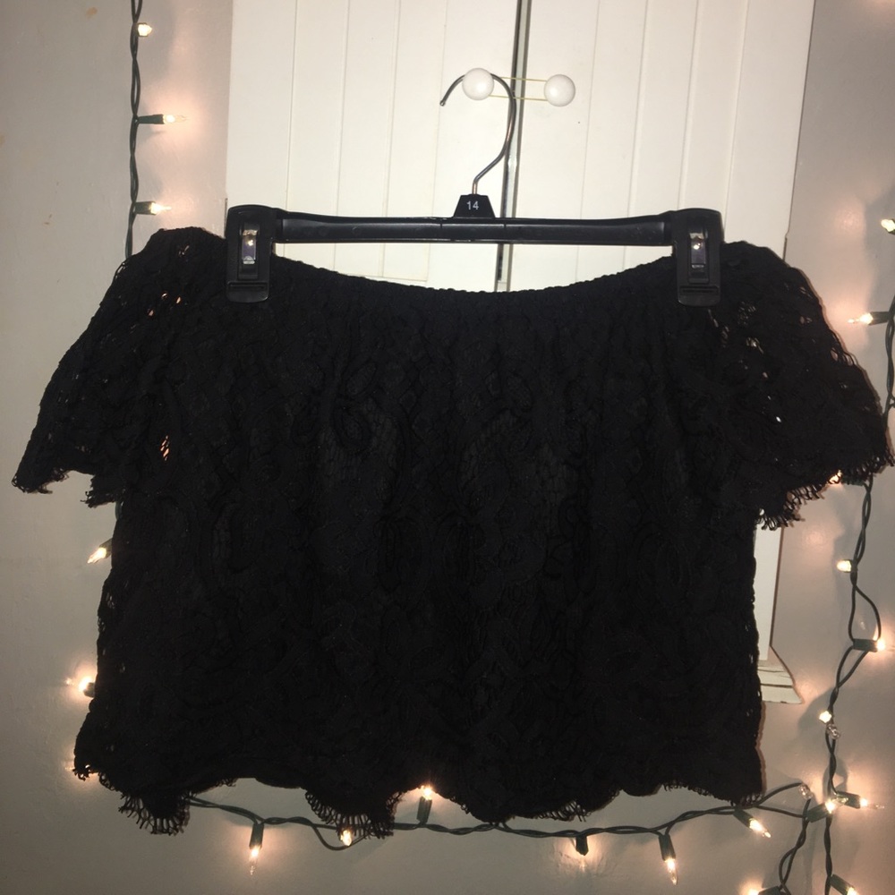 Express | Black Cropped Top